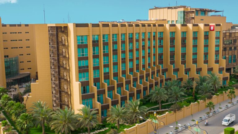 iraq-top-10-best-five-star-hotel-Basra-featured